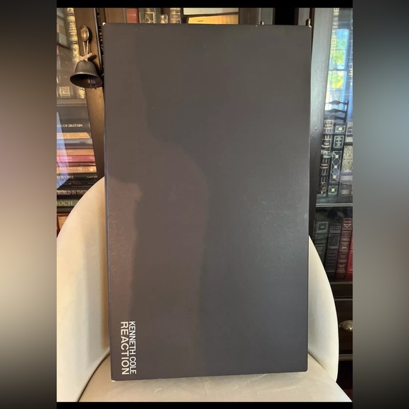 Kenneth Cole "GO OUT" Suede RIDING Boots, Color BLACK SIZE 10 MEDIUM - Picture 3 of 11